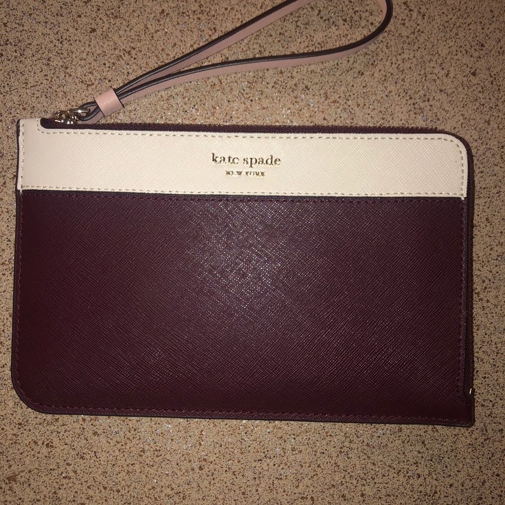 Brand new Kate Spade wristlet/wallet